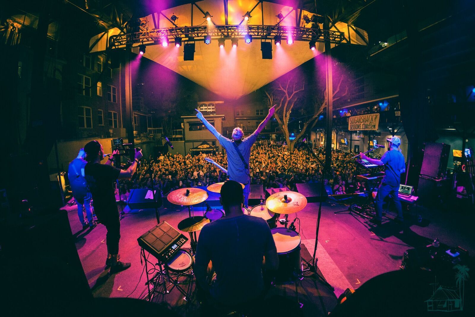 Ballyhoo2.jpeg